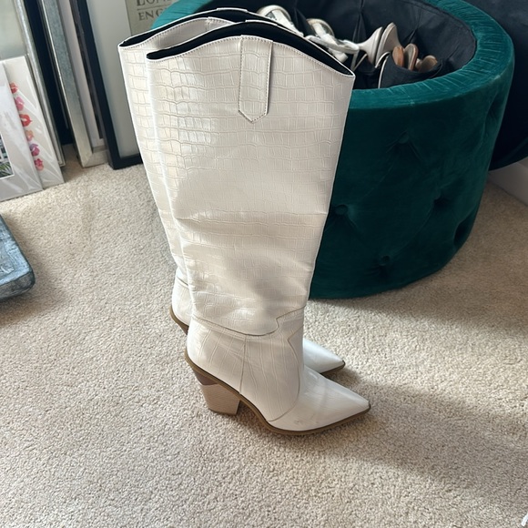 White Croc High Knee Cowboy Boots! Size 10 (42) - Picture 5 of 7